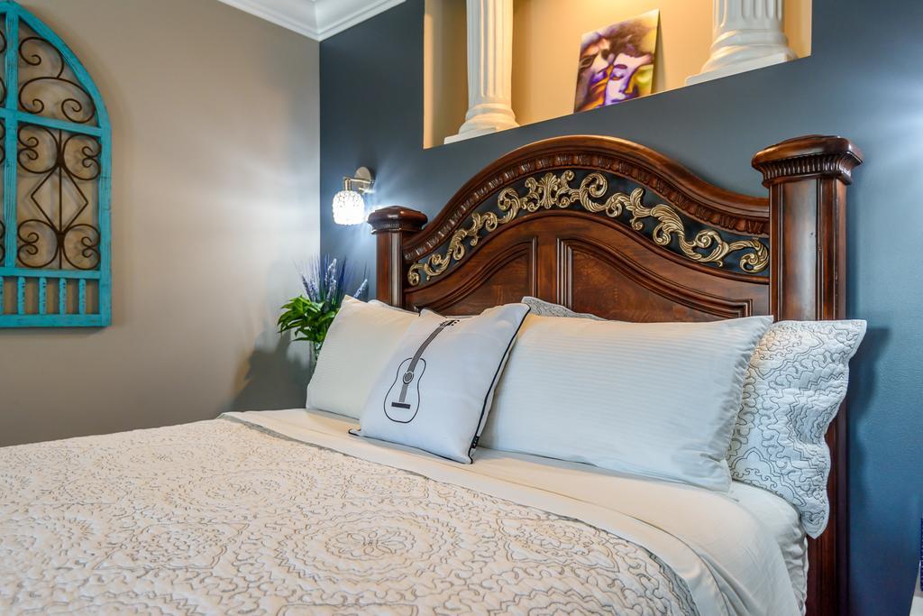 Brookside Inn Boutique Hotel Абботсфорд Екстер'єр фото
